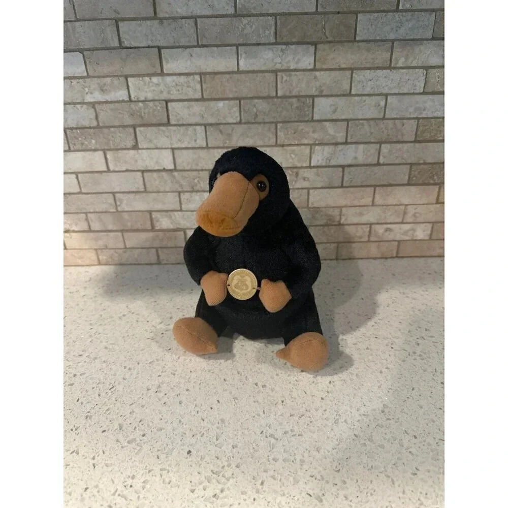 Warner Brothers 8" Plush Fantastic Beasts Baby‎ Niffler Harry Potter Coin b12